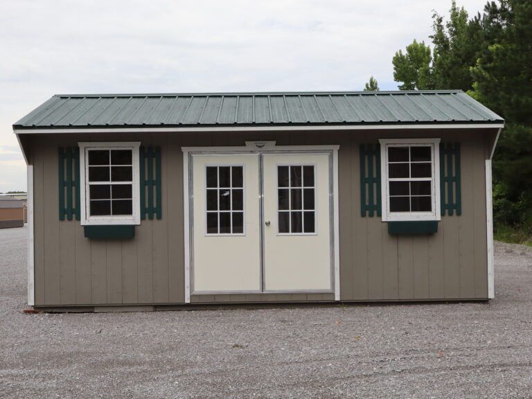 10x20 Quaker - Used