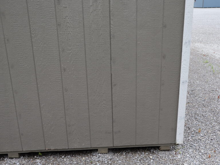 10x20 Quaker - Used