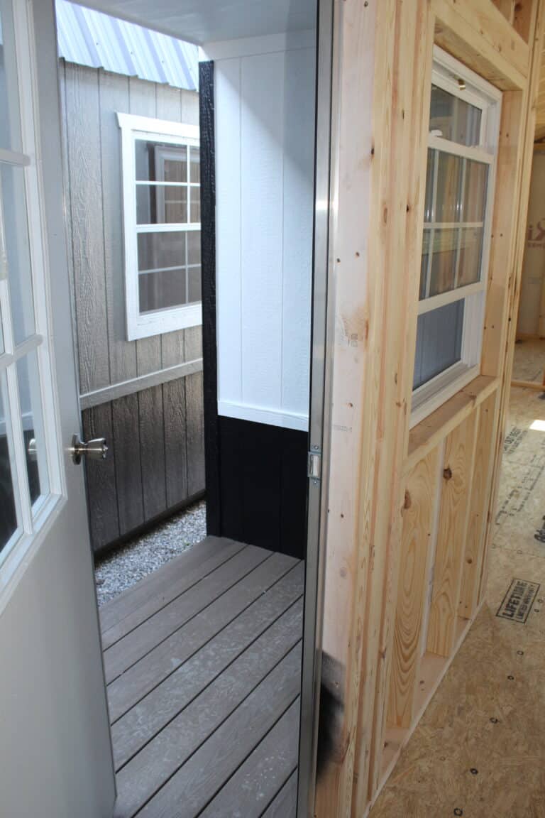 16x52 Side Cabin