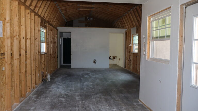 14×40 Side Lofted Barn Cabin - Used