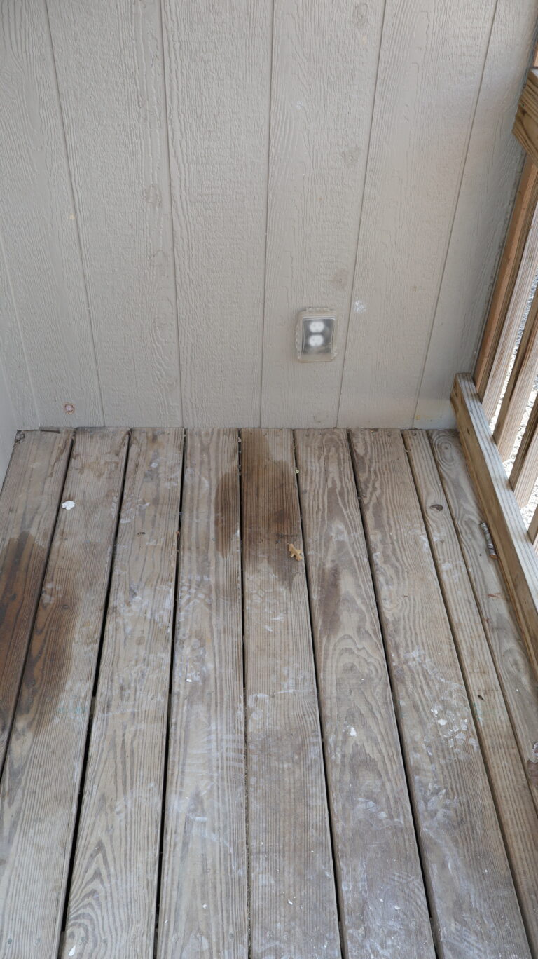 14×40 Side Lofted Barn Cabin - Used