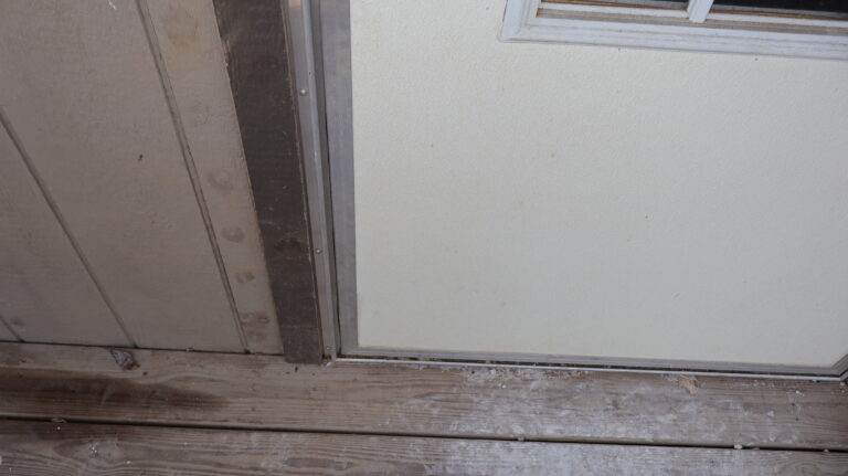 14×40 Side Lofted Barn Cabin - Used