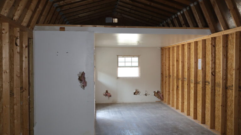 14×40 Side Lofted Barn Cabin - Used