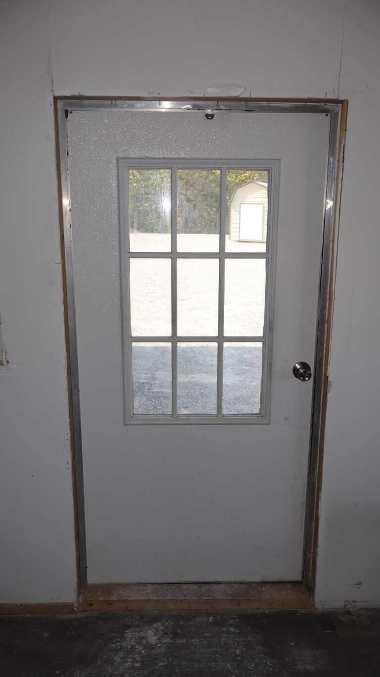 14×40 Side Lofted Barn Cabin - Used