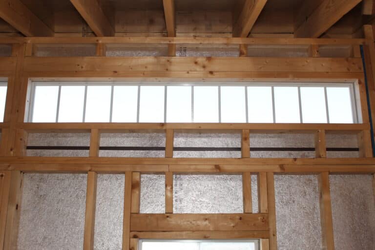 10 x 20 Studio Deluxe