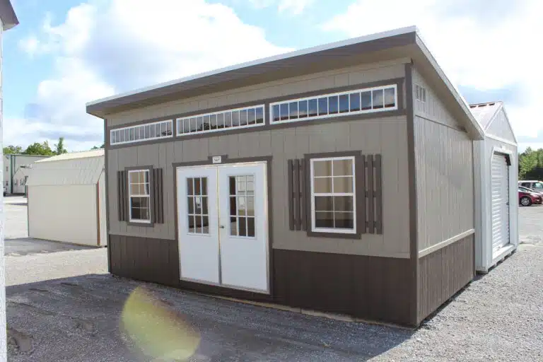 10x20 Studio Deluxe