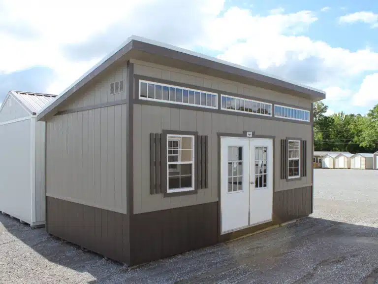 10x20 Studio Deluxe