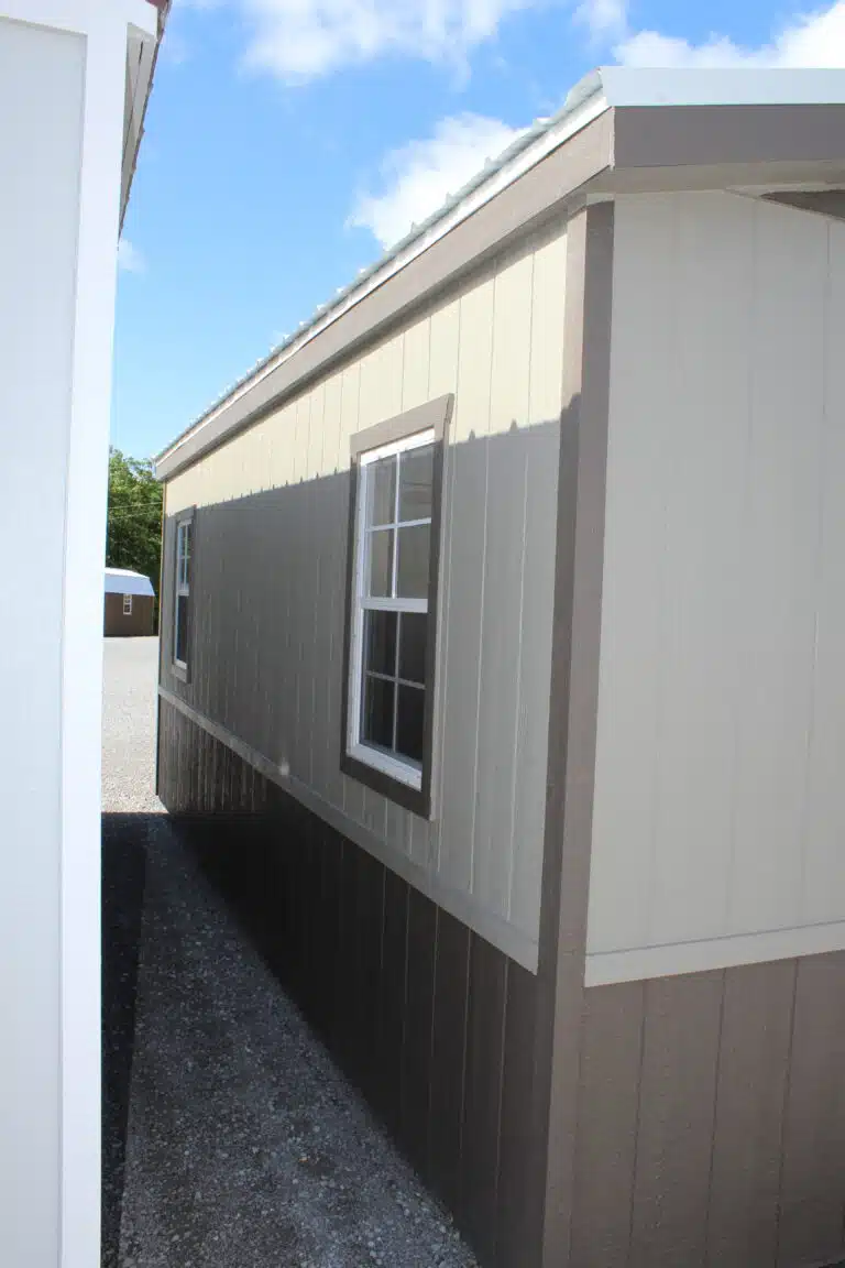 10x20 Studio Deluxe